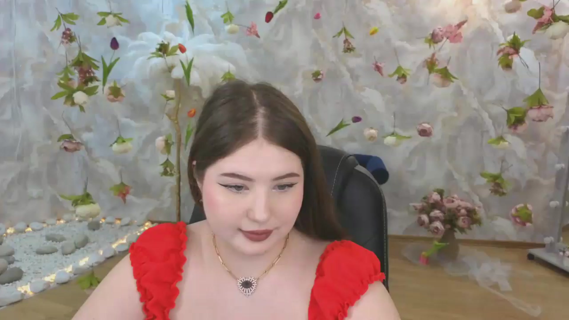 Gallery image thumbnail from EnigmaVeil's myfreecams stream on, 06/24/2026, 06:23 image 3 of 20