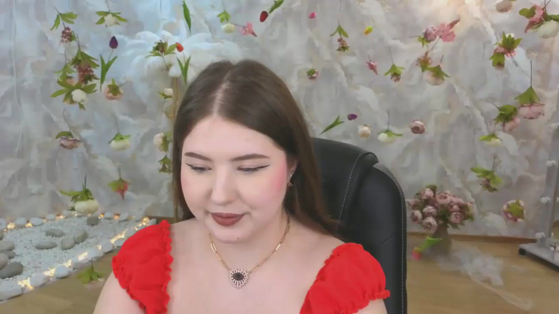 Gallery image thumbnail from EnigmaVeil's myfreecams stream on, 06/24/2026, 06:23 image 7 of 20