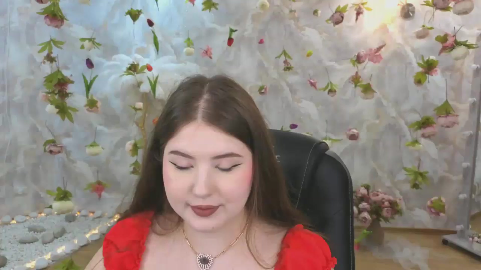 Gallery image thumbnail from EnigmaVeil's myfreecams stream on, 06/24/2026, 07:47 image 1 of 20