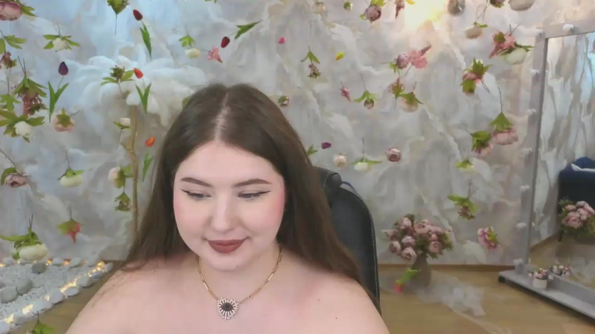 Gallery image thumbnail from EnigmaVeil's myfreecams stream on, 06/24/2026, 09:47 image 18 of 20