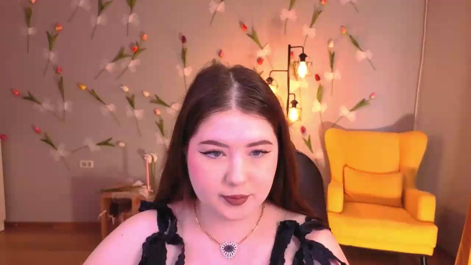 Gallery image thumbnail from EnigmaVeil's myfreecams stream on, 06/25/2026, 04:11 image 8 of 20