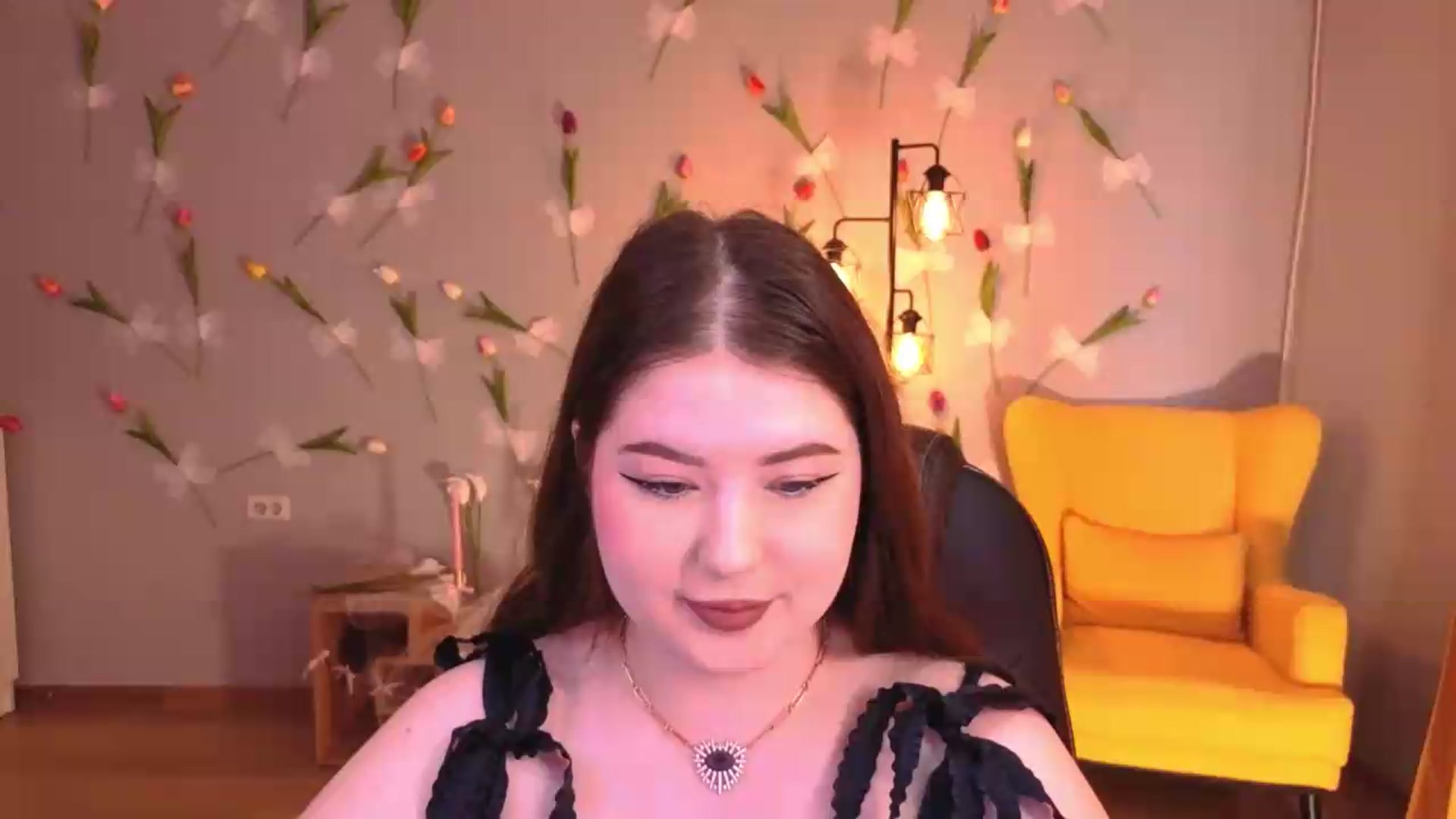 Gallery image thumbnail from EnigmaVeil's myfreecams stream on, 06/25/2026, 04:11 image 16 of 20