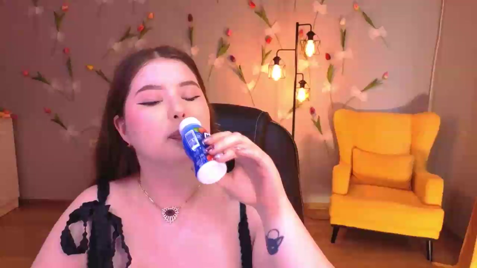 Gallery image thumbnail from EnigmaVeil's myfreecams stream on, 06/25/2026, 07:46 image 1 of 20