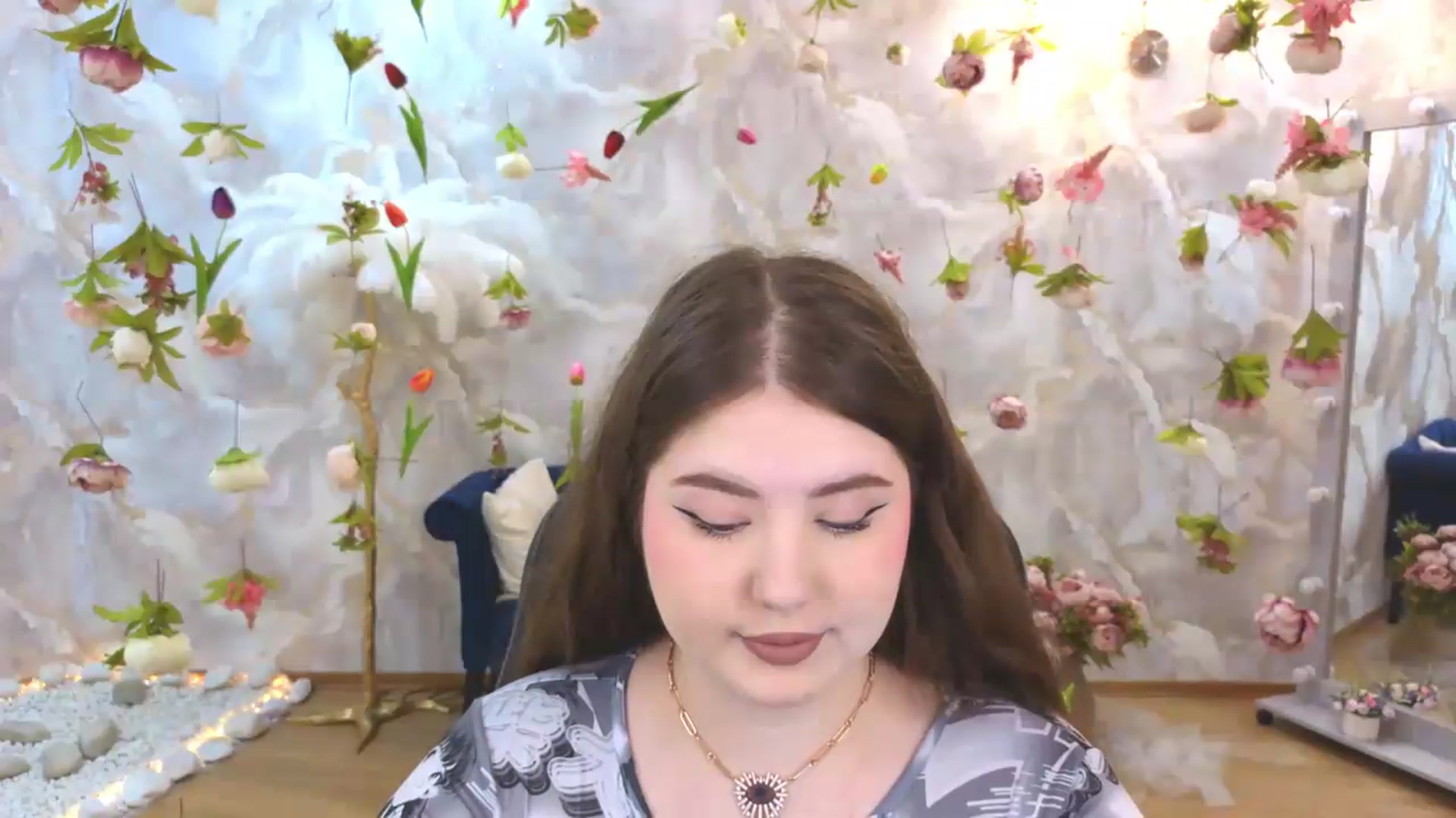 Gallery image thumbnail from EnigmaVeil's myfreecams stream on, 06/27/2026, 18:32 image 18 of 20