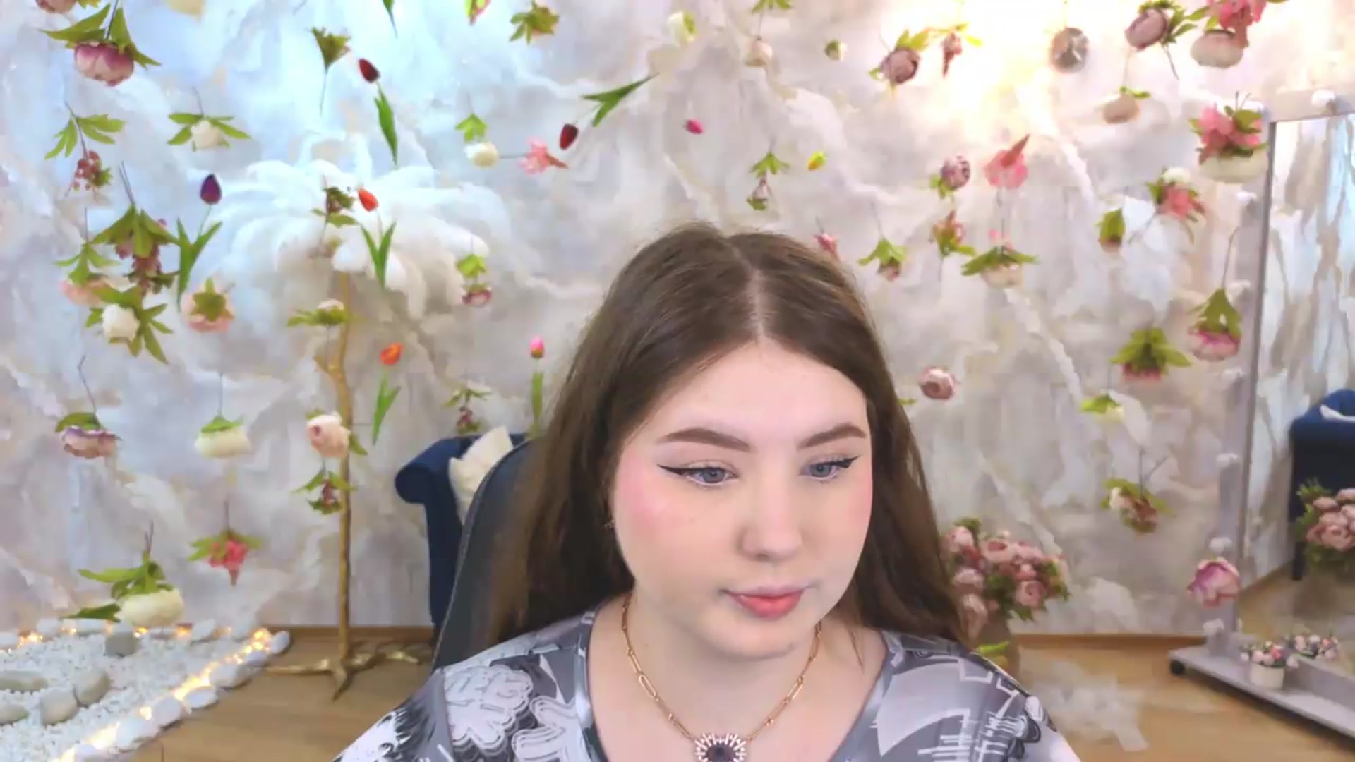 Gallery image thumbnail from EnigmaVeil's myfreecams stream on, 06/27/2026, 18:32 image 2 of 20