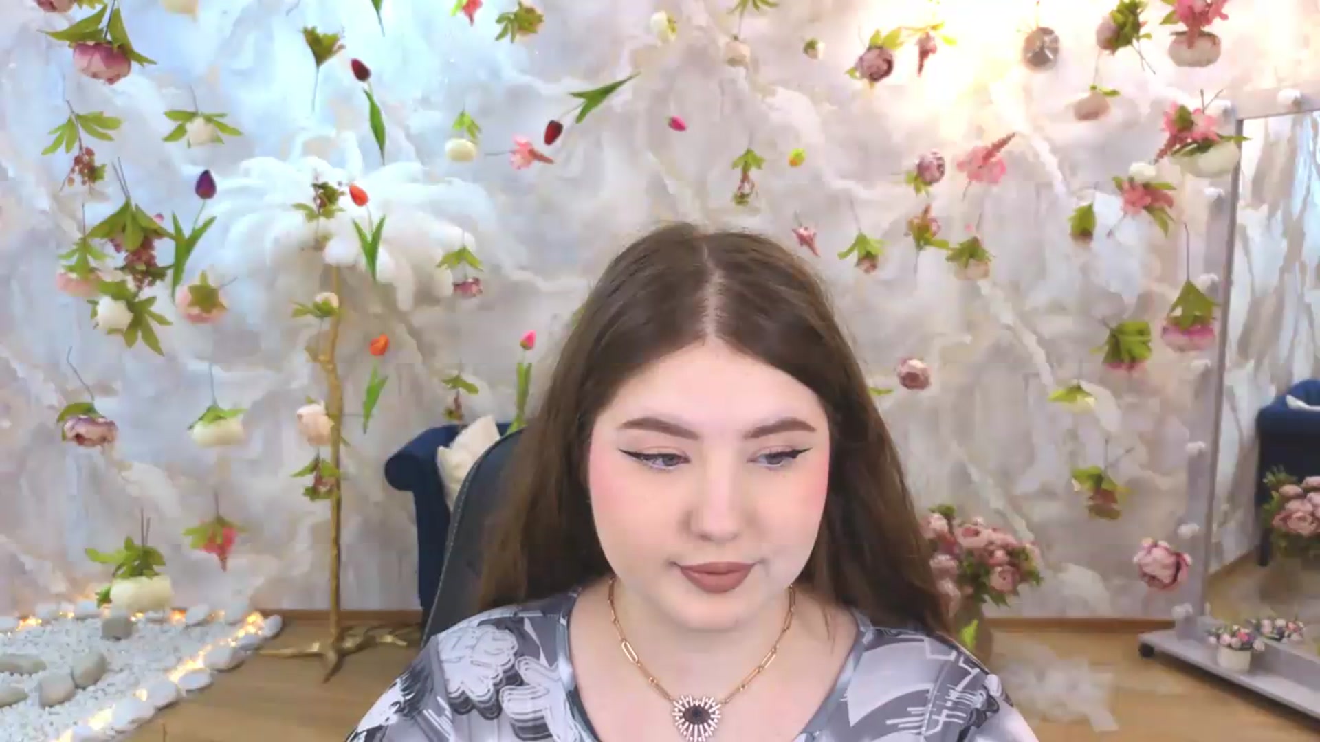 Gallery image thumbnail from EnigmaVeil's myfreecams stream on, 06/27/2026, 18:32 image 12 of 20
