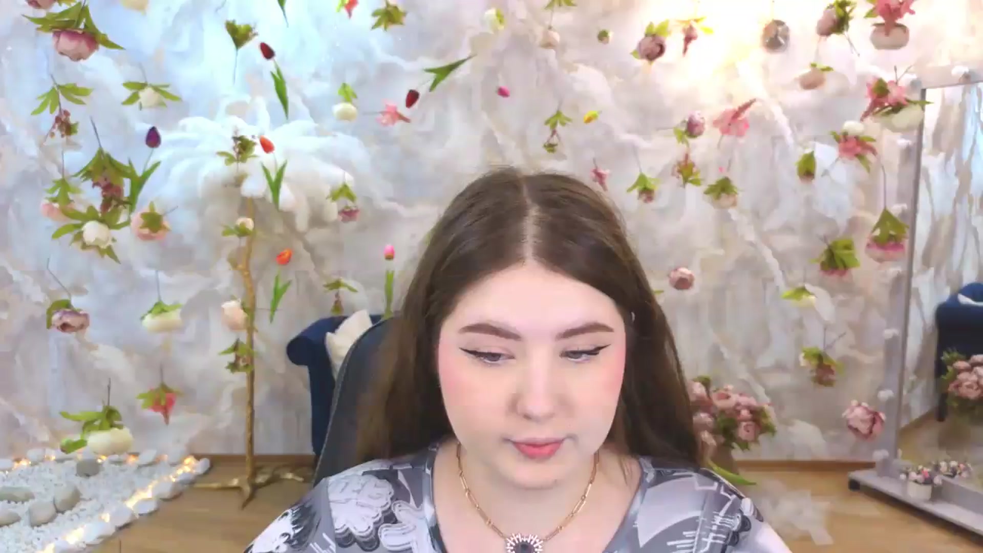 Gallery image thumbnail from EnigmaVeil's myfreecams stream on, 06/27/2026, 18:32 image 4 of 20
