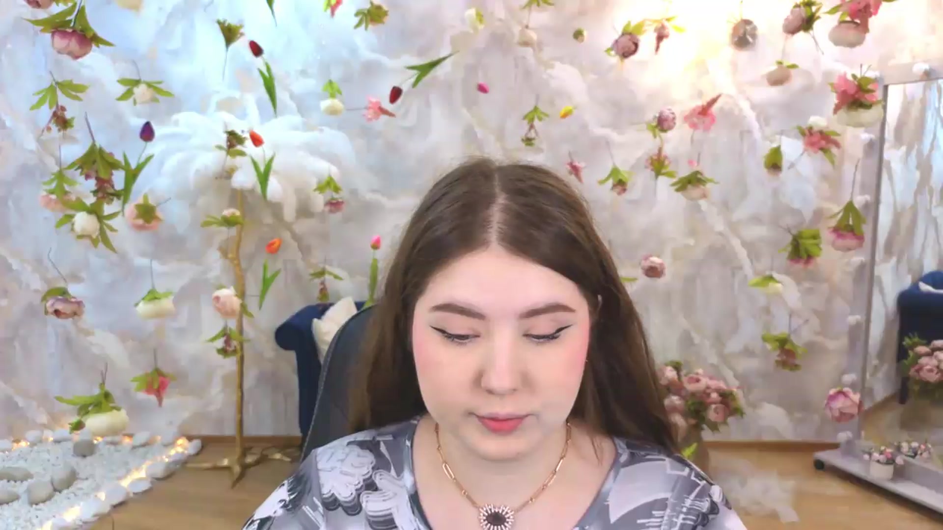 Gallery image thumbnail from EnigmaVeil's myfreecams stream on, 06/27/2026, 18:32 image 5 of 20