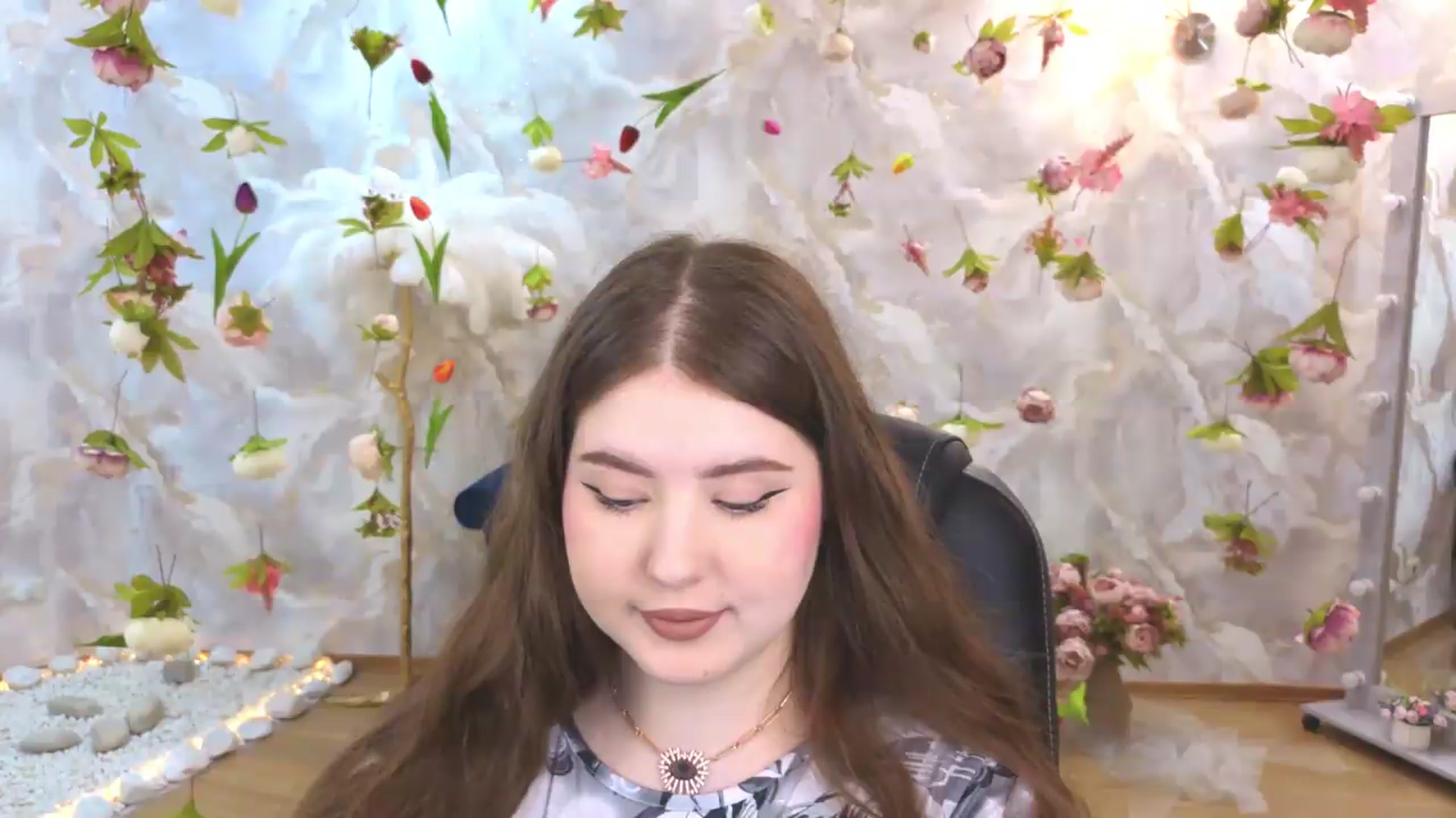 Gallery image thumbnail from EnigmaVeil's myfreecams stream on, 06/27/2026, 19:47 image 10 of 20