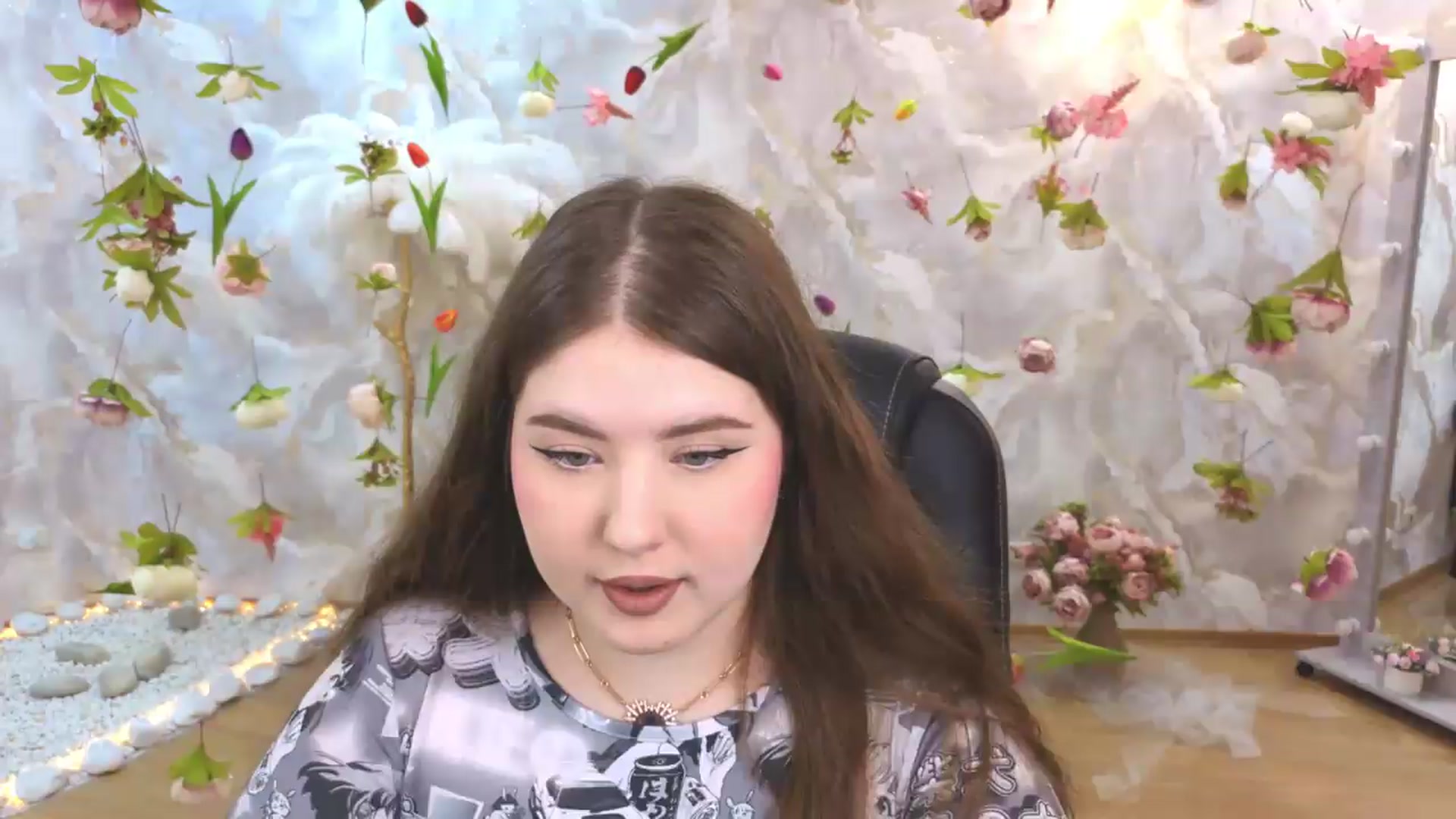 Gallery image thumbnail from EnigmaVeil's myfreecams stream on, 06/27/2026, 19:47 image 16 of 20