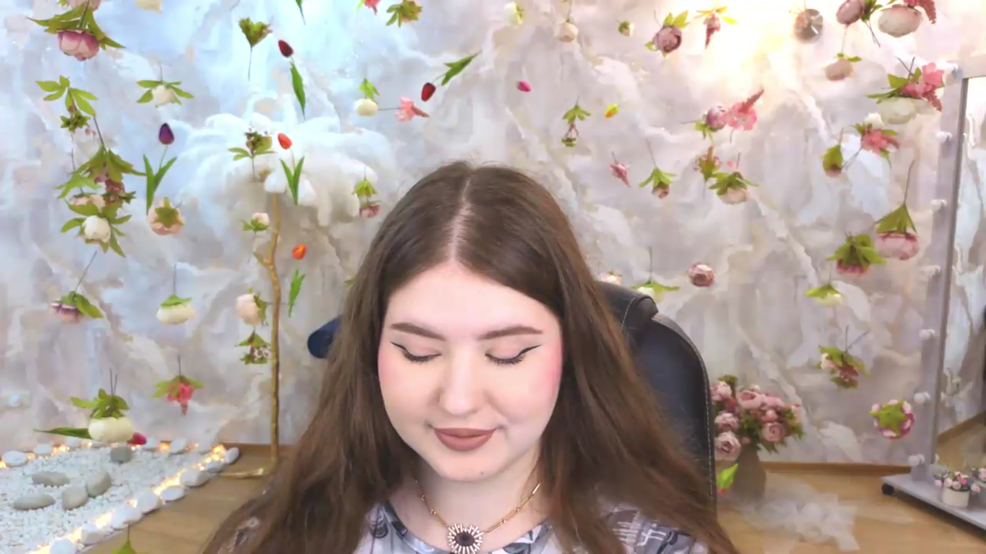 Gallery image thumbnail from EnigmaVeil's myfreecams stream on, 06/27/2026, 19:47 image 11 of 20