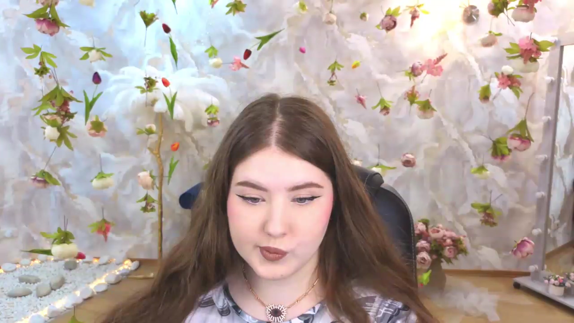 Gallery image thumbnail from EnigmaVeil's myfreecams stream on, 06/27/2026, 19:47 image 9 of 20