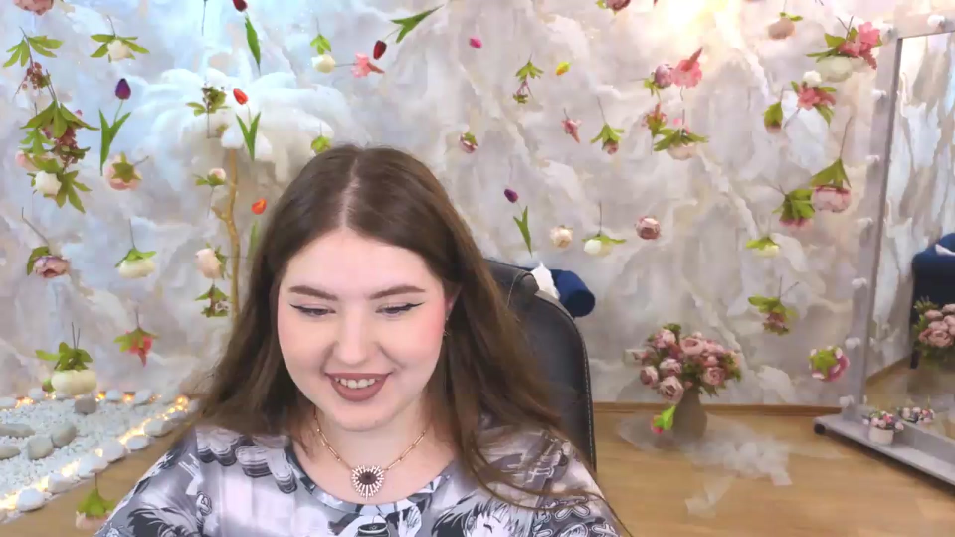 Gallery image thumbnail from EnigmaVeil's myfreecams stream on, 06/27/2026, 21:47 image 18 of 20