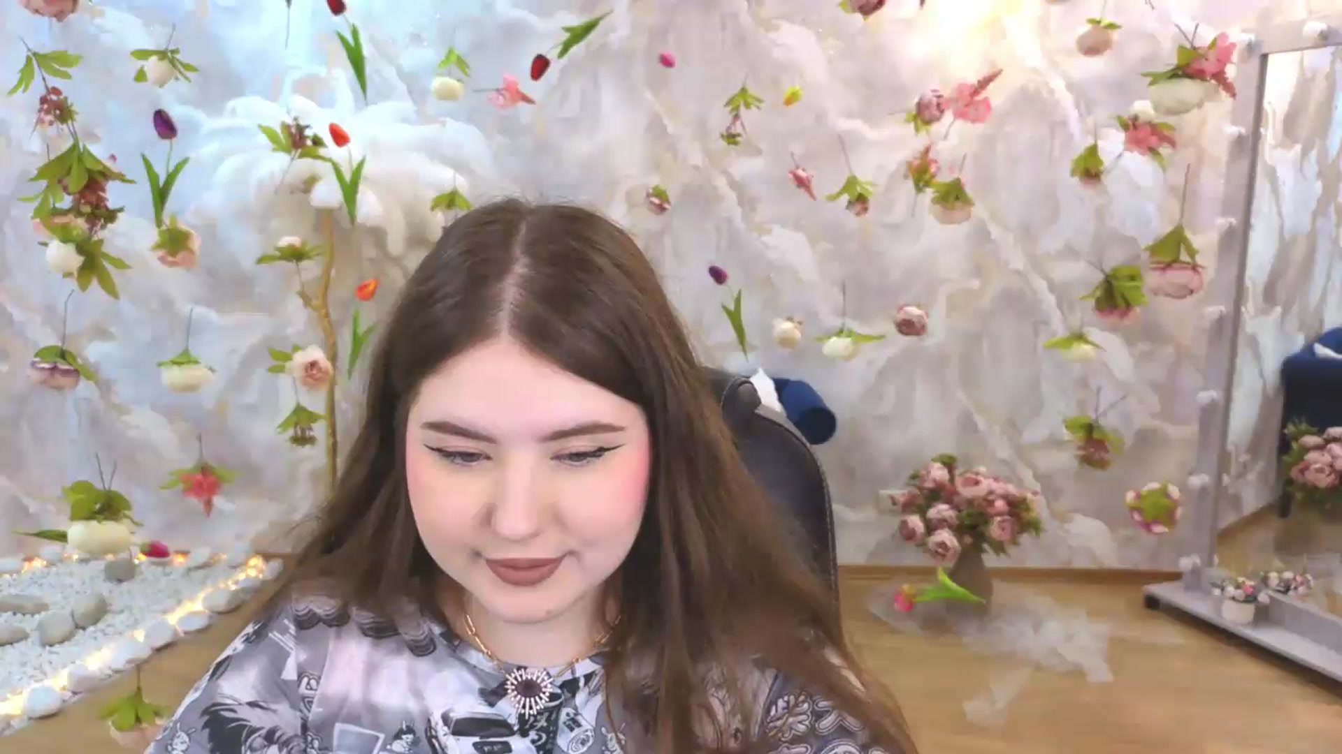 Gallery image thumbnail from EnigmaVeil's myfreecams stream on, 06/27/2026, 21:47 image 12 of 20