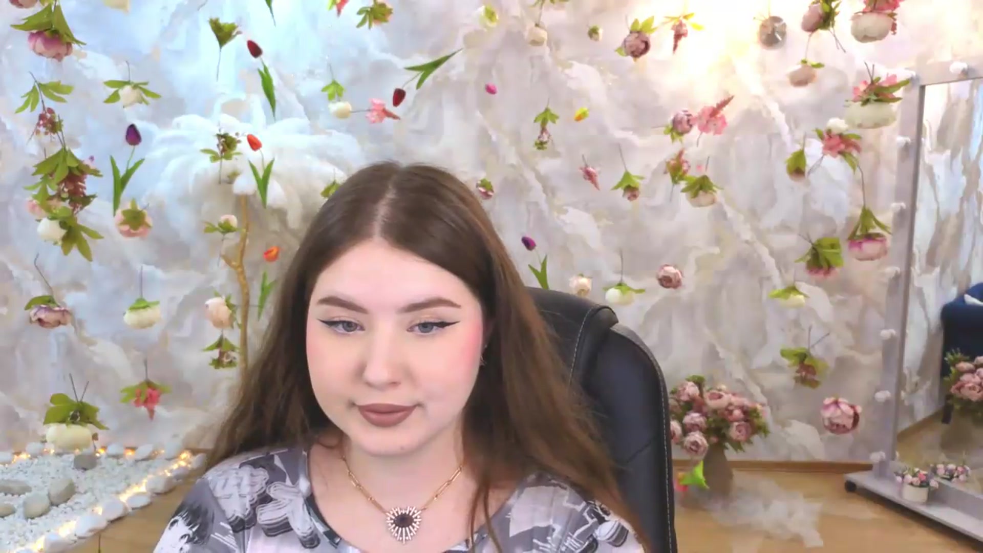 Gallery image thumbnail from EnigmaVeil's myfreecams stream on, 06/27/2026, 23:47 image 4 of 20