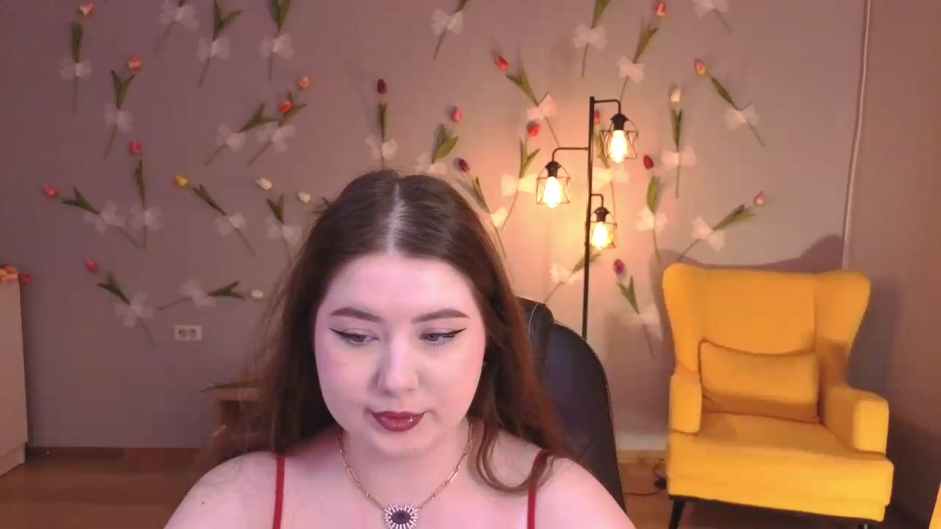 Gallery image thumbnail from EnigmaVeil's myfreecams stream on, 06/28/2026, 19:18 image 6 of 20