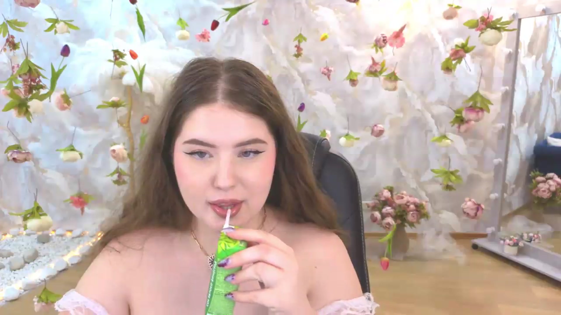 Gallery image thumbnail from EnigmaVeil's myfreecams stream on, 07/03/2026, 09:48 image 19 of 20