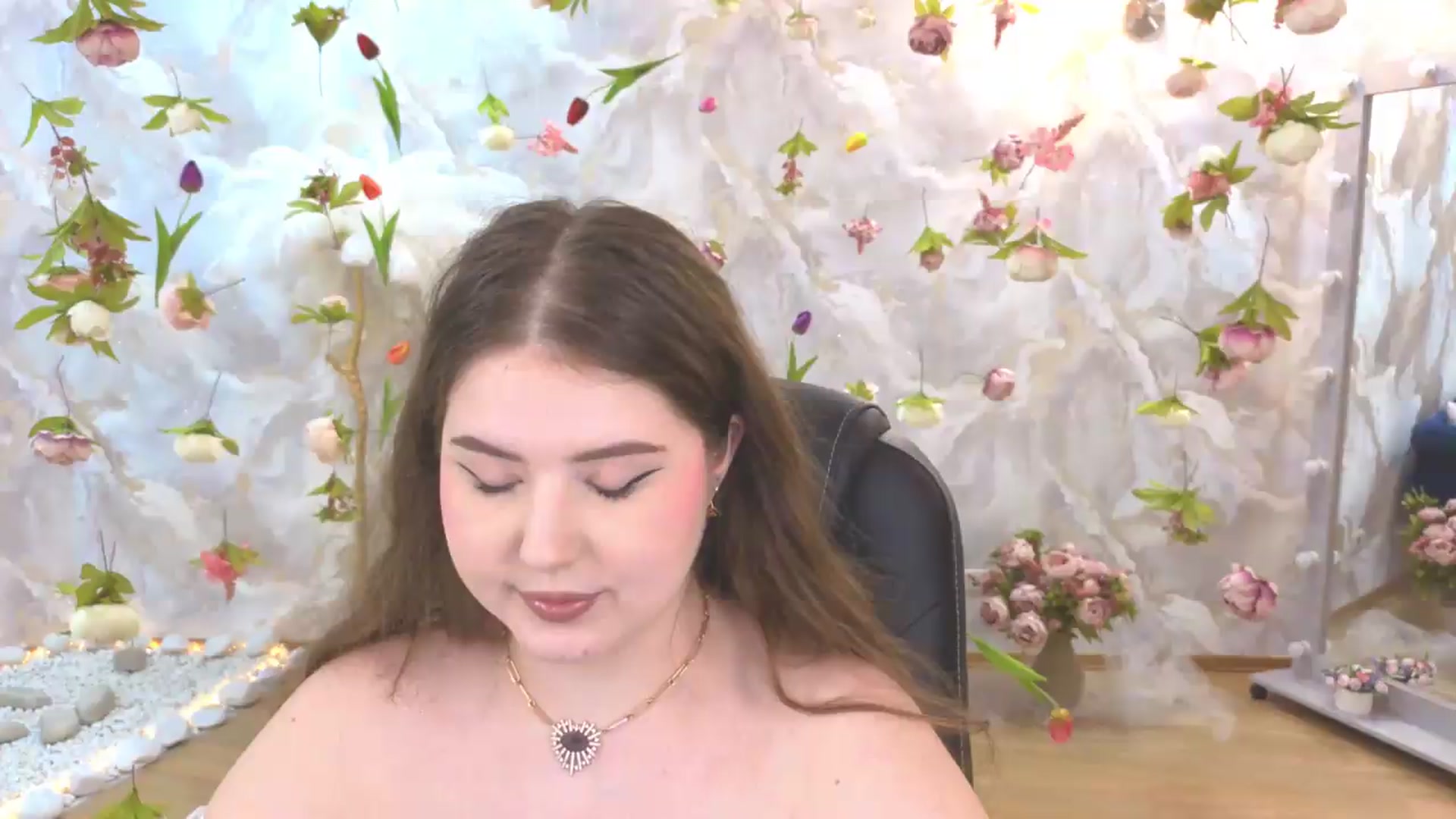 Gallery image thumbnail from EnigmaVeil's myfreecams stream on, 07/03/2026, 09:48 image 14 of 20