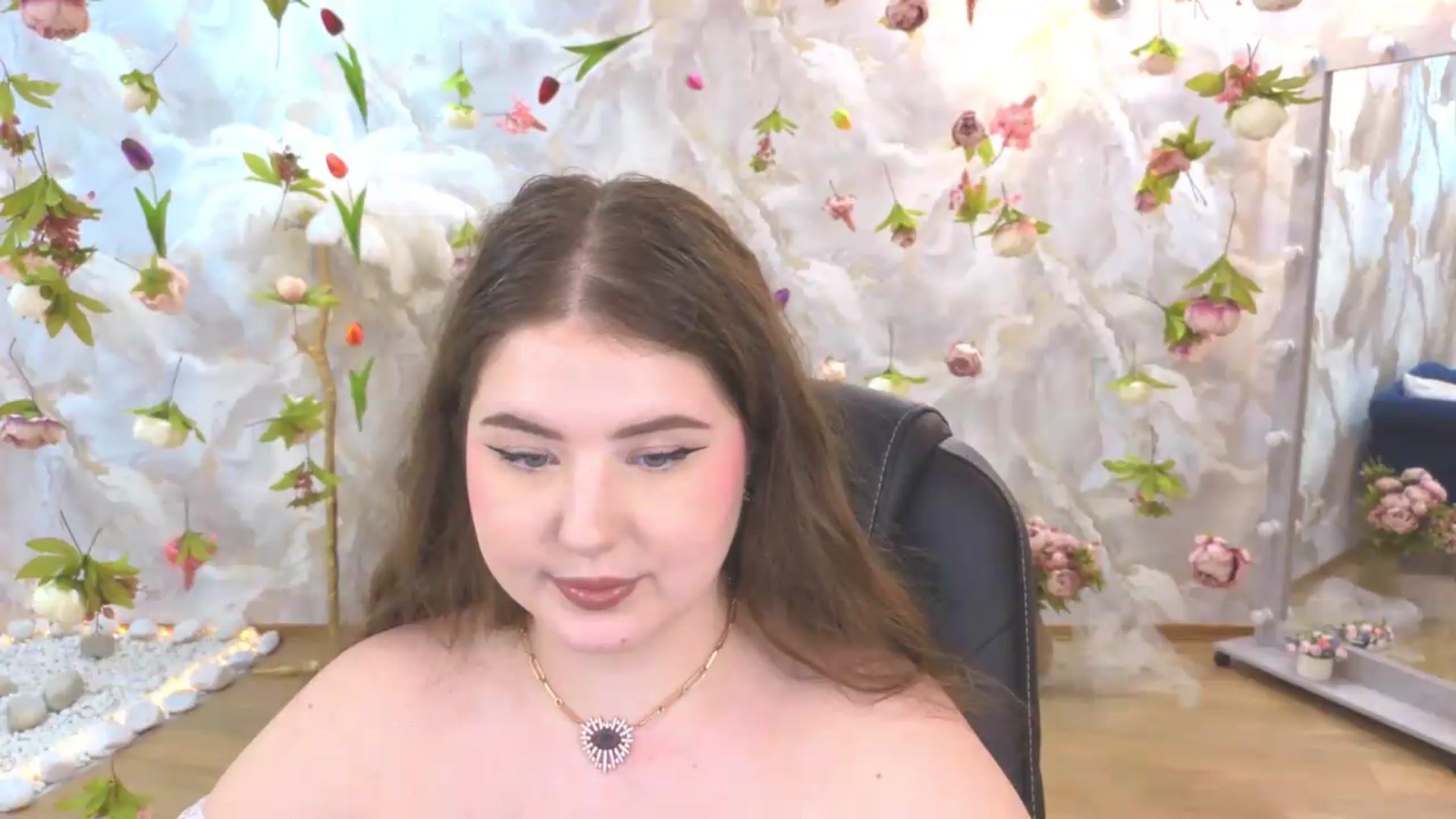 Gallery image thumbnail from EnigmaVeil's myfreecams stream on, 07/03/2026, 09:48 image 9 of 20