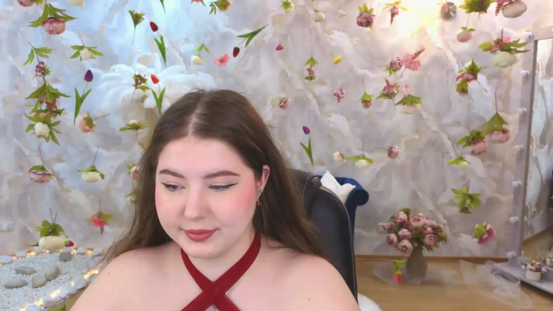 Gallery image thumbnail from EnigmaVeil's myfreecams stream on, 07/05/2026, 04:10 image 19 of 20