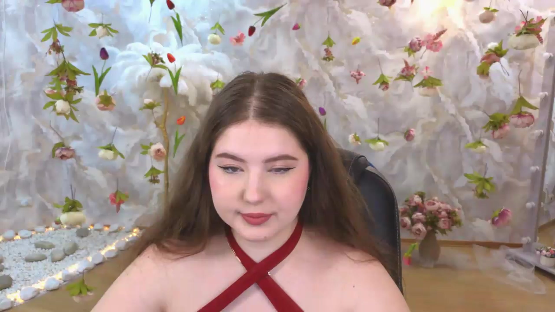 Gallery image thumbnail from EnigmaVeil's myfreecams stream on, 07/05/2026, 05:09 image 15 of 20