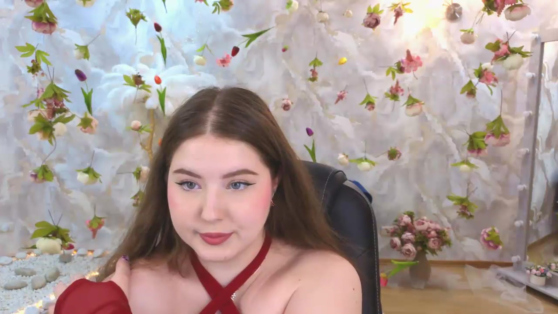 Gallery image thumbnail from EnigmaVeil's myfreecams stream on, 07/05/2026, 07:04 image 19 of 20