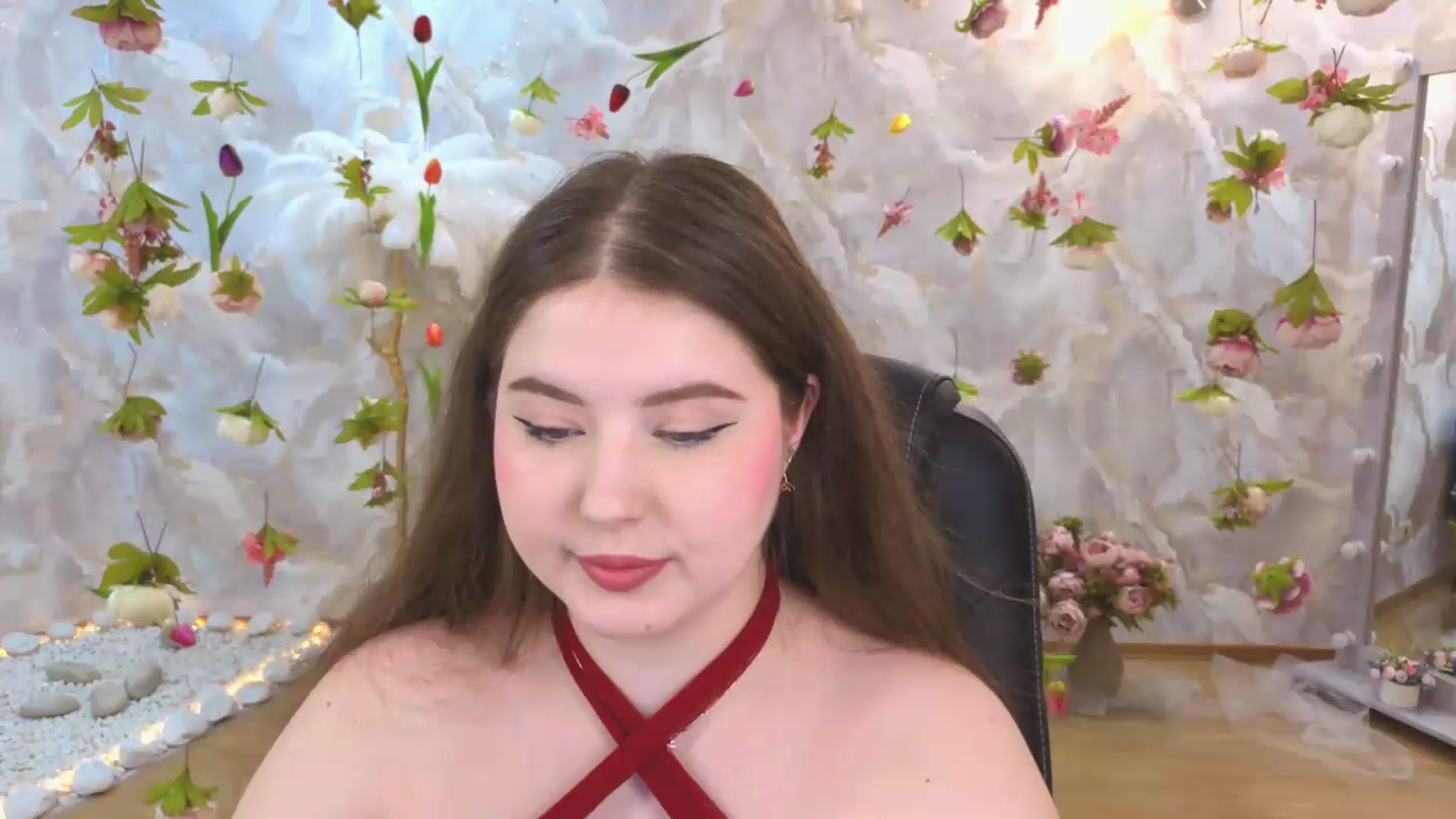 Gallery image thumbnail from EnigmaVeil's myfreecams stream on, 07/05/2026, 07:04 image 6 of 20