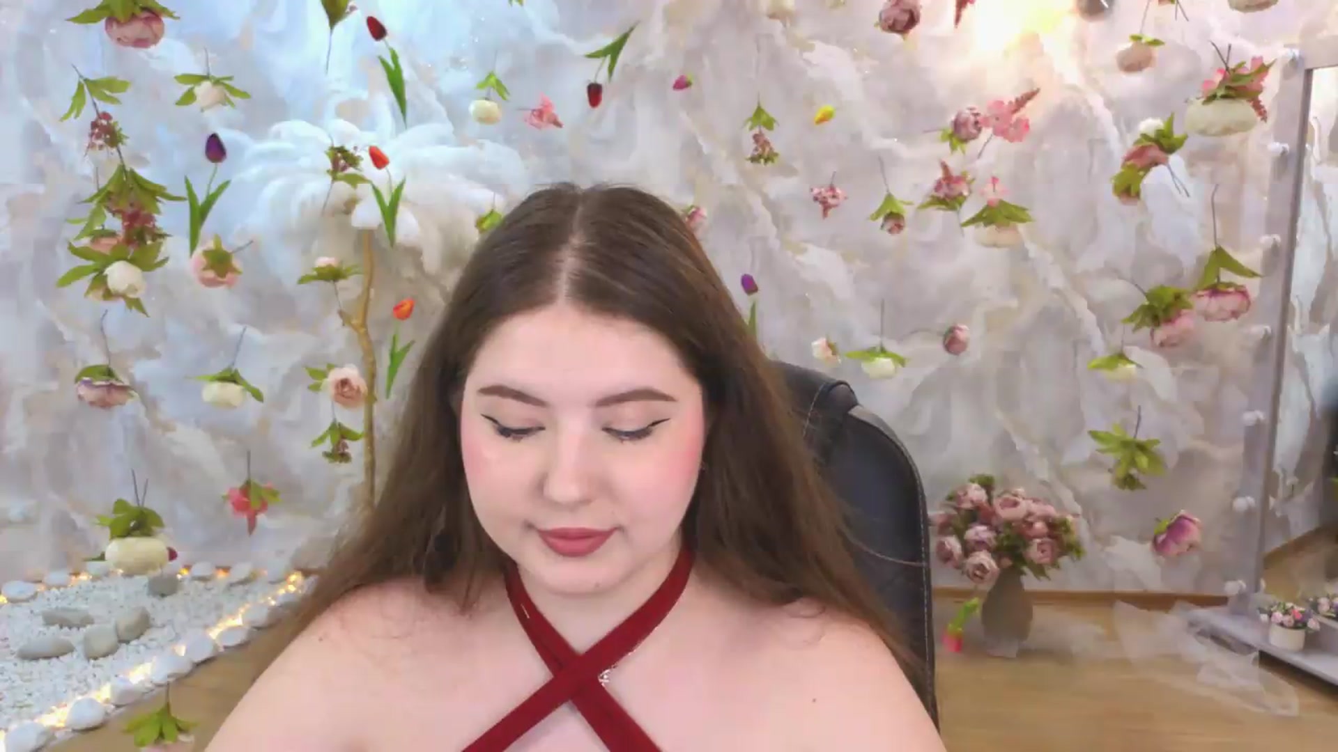 Gallery image thumbnail from EnigmaVeil's myfreecams stream on, 07/05/2026, 07:04 image 9 of 20