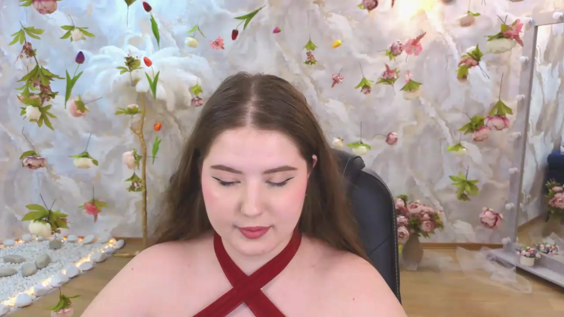 Gallery image thumbnail from EnigmaVeil's myfreecams stream on, 07/05/2026, 09:25 image 17 of 20