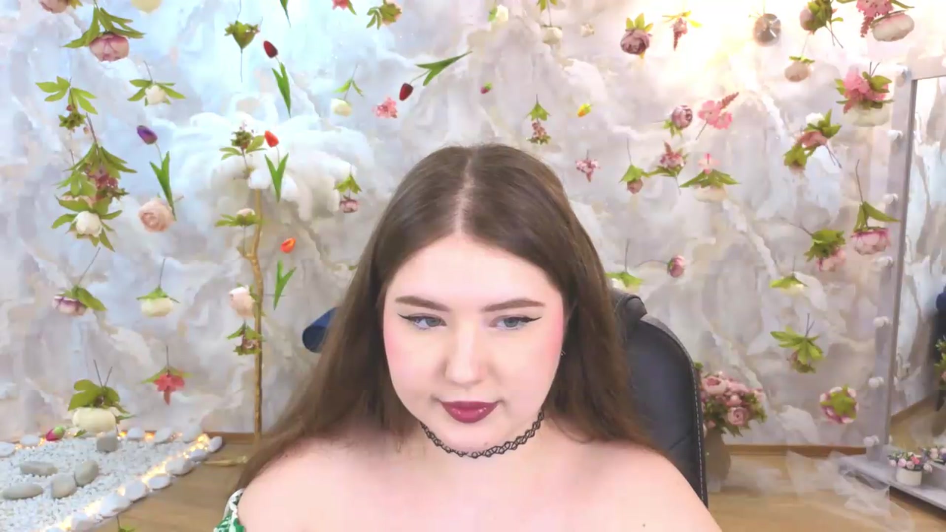 Gallery image thumbnail from EnigmaVeil's myfreecams stream on, 07/06/2026, 09:47 image 8 of 20