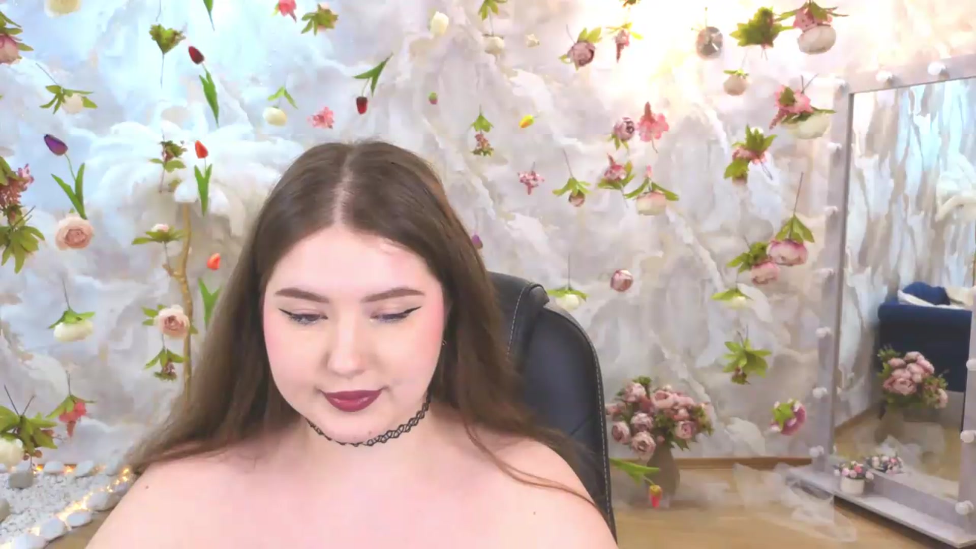 Gallery image thumbnail from EnigmaVeil's myfreecams stream on, 07/06/2026, 09:47 image 18 of 20