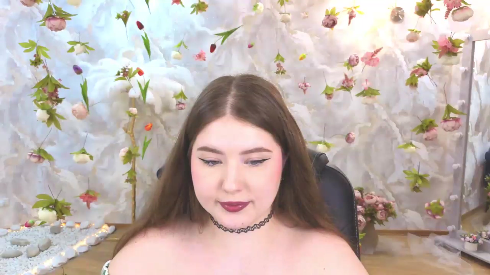 Gallery image thumbnail from EnigmaVeil's myfreecams stream on, 07/06/2026, 09:47 image 9 of 20