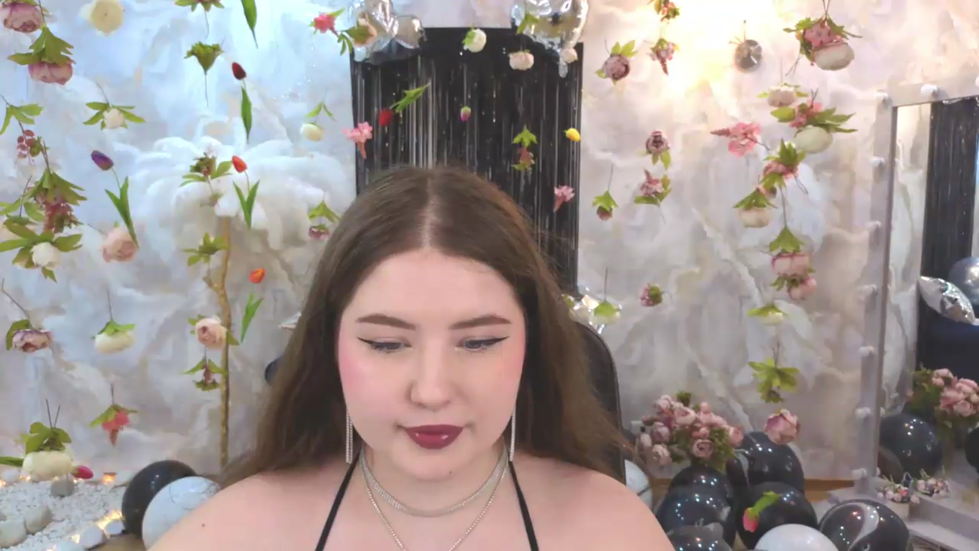 Gallery image thumbnail from EnigmaVeil's myfreecams stream on, 07/08/2026, 05:01 image 2 of 20
