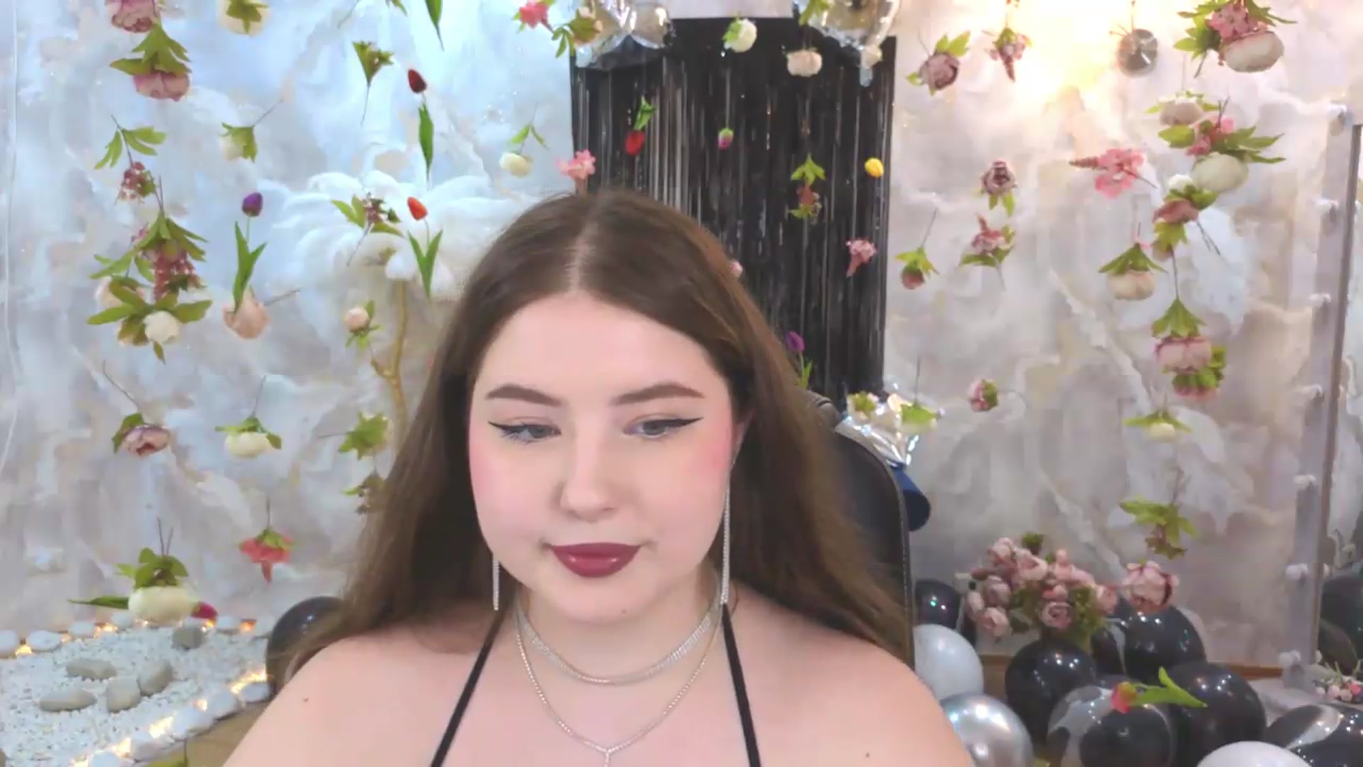 Gallery image thumbnail from EnigmaVeil's myfreecams stream on, 07/08/2026, 05:01 image 19 of 20