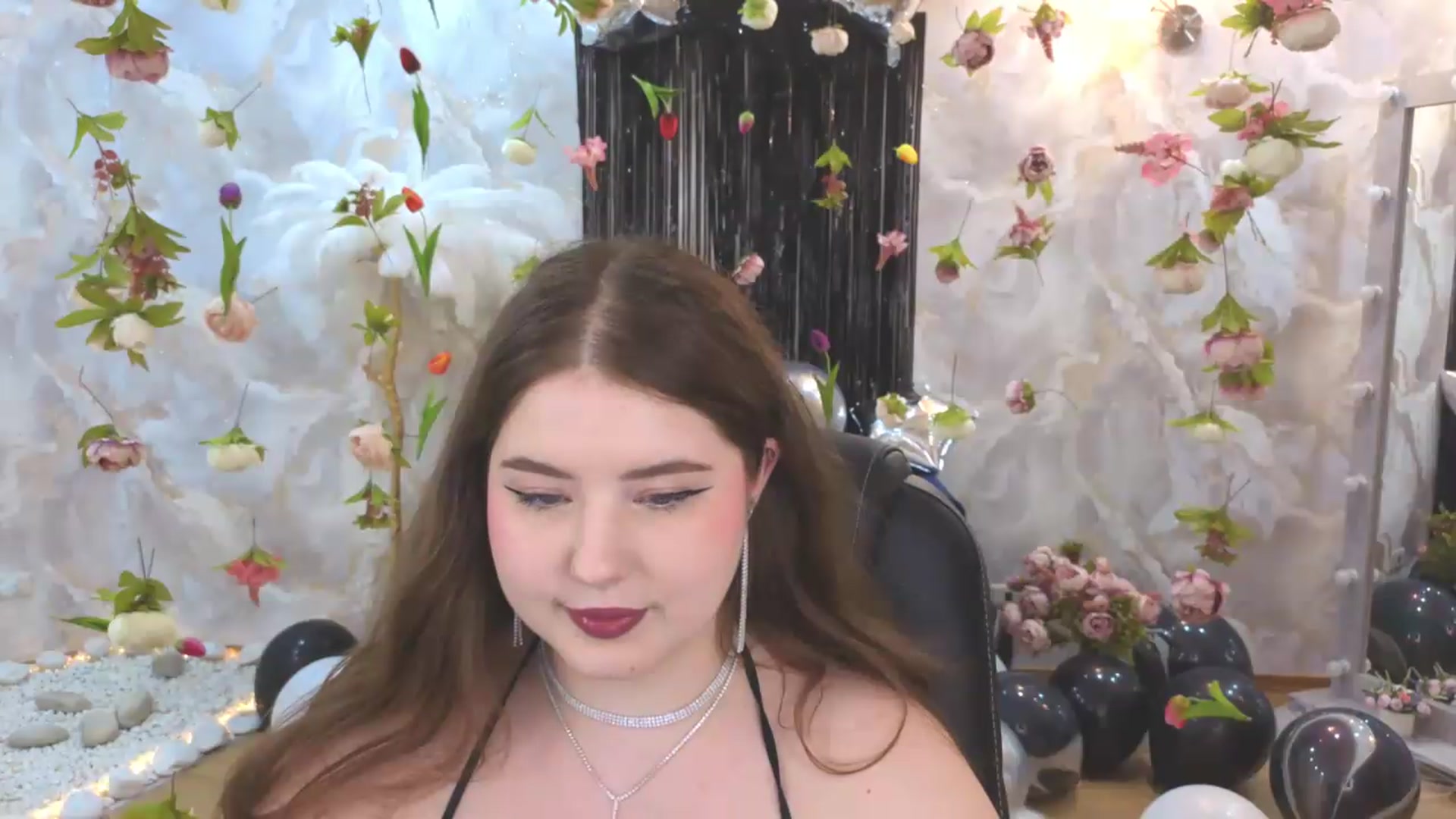 Gallery image thumbnail from EnigmaVeil's myfreecams stream on, 07/08/2026, 07:49 image 4 of 20
