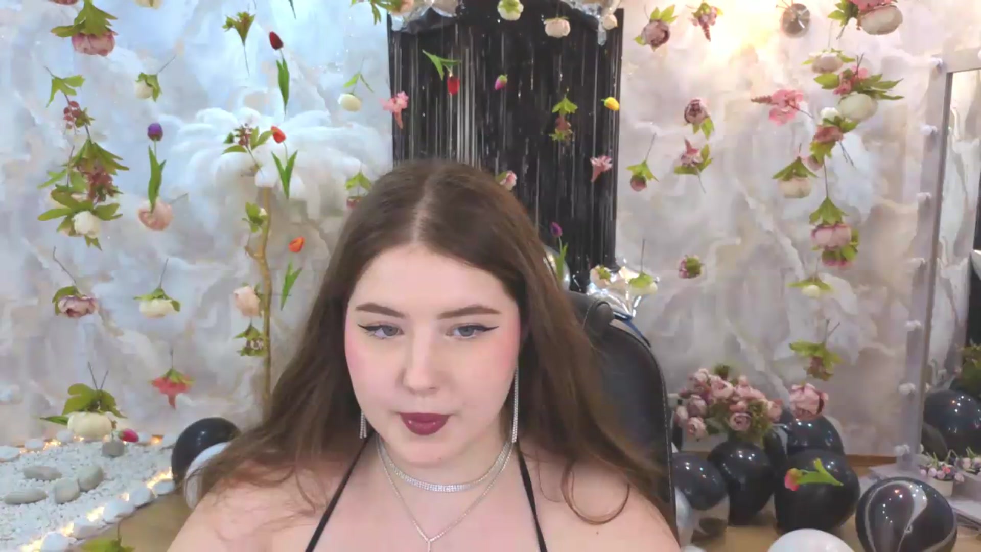 Gallery image thumbnail from EnigmaVeil's myfreecams stream on, 07/08/2026, 07:49 image 3 of 20