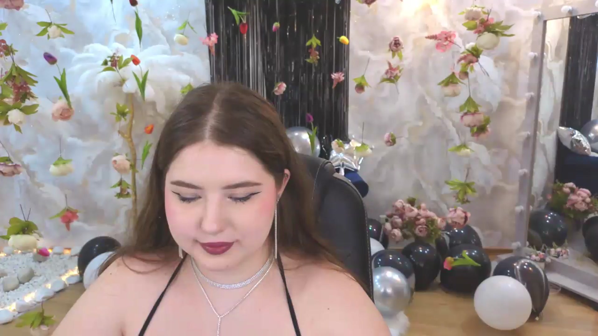 Gallery image thumbnail from EnigmaVeil's myfreecams stream on, 07/08/2026, 07:49 image 17 of 20