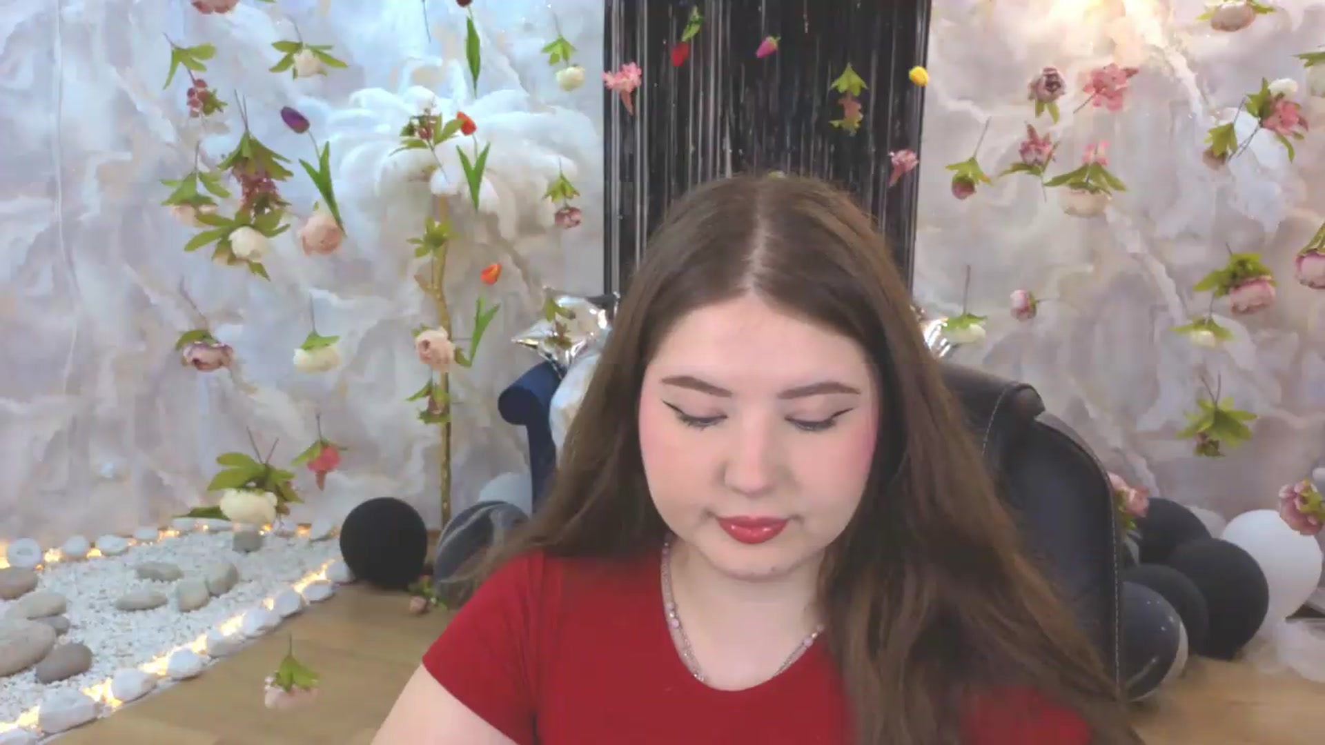 Gallery image thumbnail from EnigmaVeil's myfreecams stream on, 07/15/2026, 21:47 image 14 of 20
