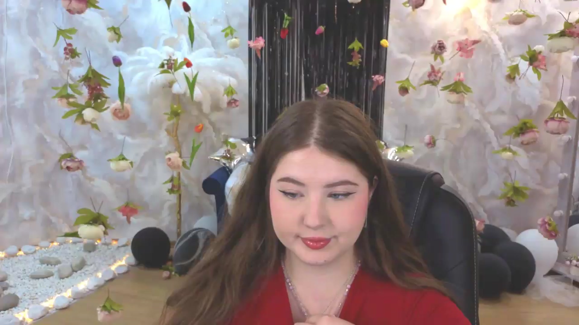 Gallery image thumbnail from EnigmaVeil's myfreecams stream on, 07/15/2026, 22:41 image 10 of 20