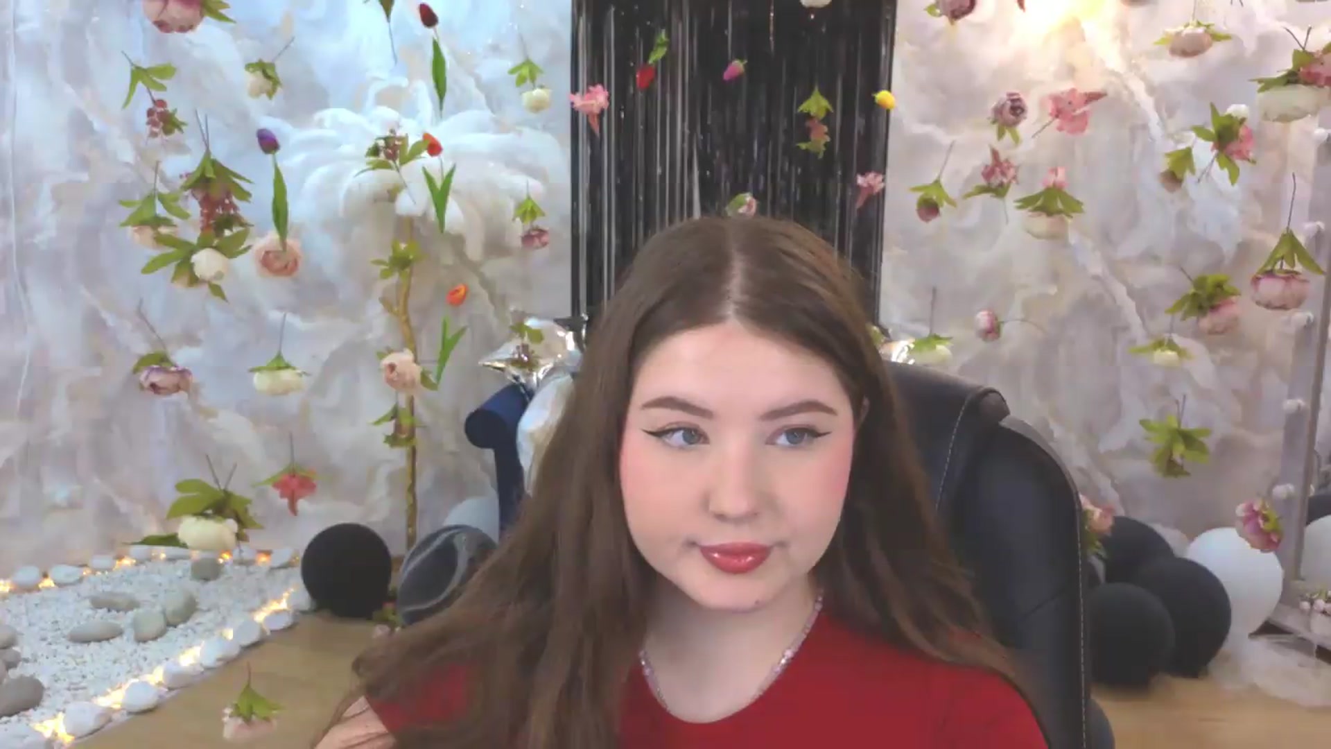 Gallery image thumbnail from EnigmaVeil's myfreecams stream on, 07/15/2026, 22:41 image 6 of 20