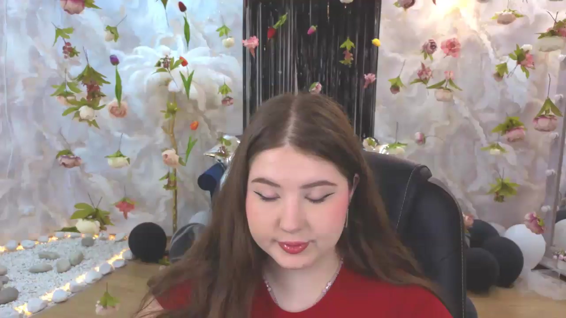 Gallery image thumbnail from EnigmaVeil's myfreecams stream on, 07/15/2026, 22:41 image 5 of 20