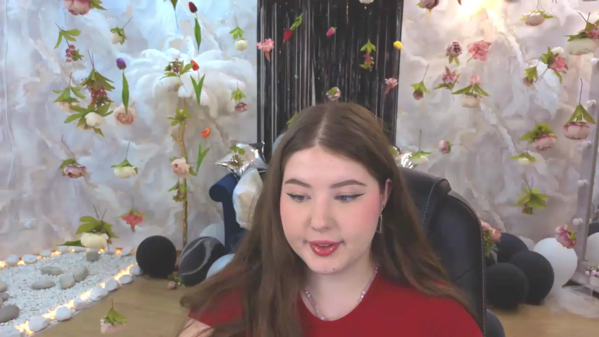 Gallery image thumbnail from EnigmaVeil's myfreecams stream on, 07/15/2026, 22:41 image 9 of 20