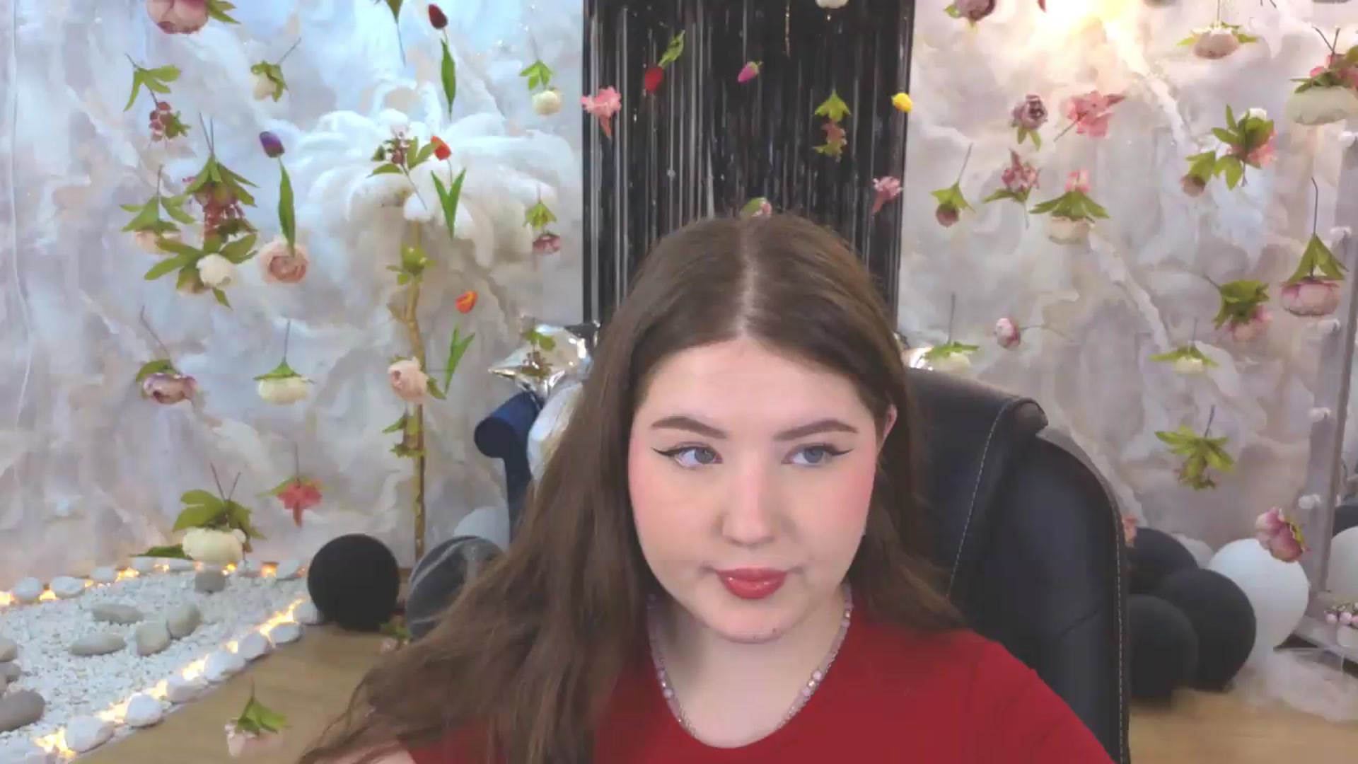 Gallery image thumbnail from EnigmaVeil's myfreecams stream on, 07/15/2026, 22:41 image 1 of 20
