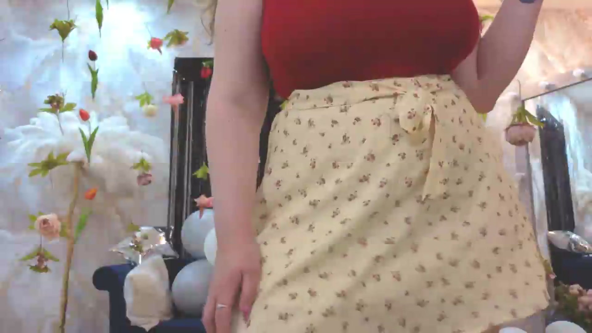 Gallery image thumbnail from EnigmaVeil's myfreecams stream on, 07/15/2026, 22:41 image 18 of 20