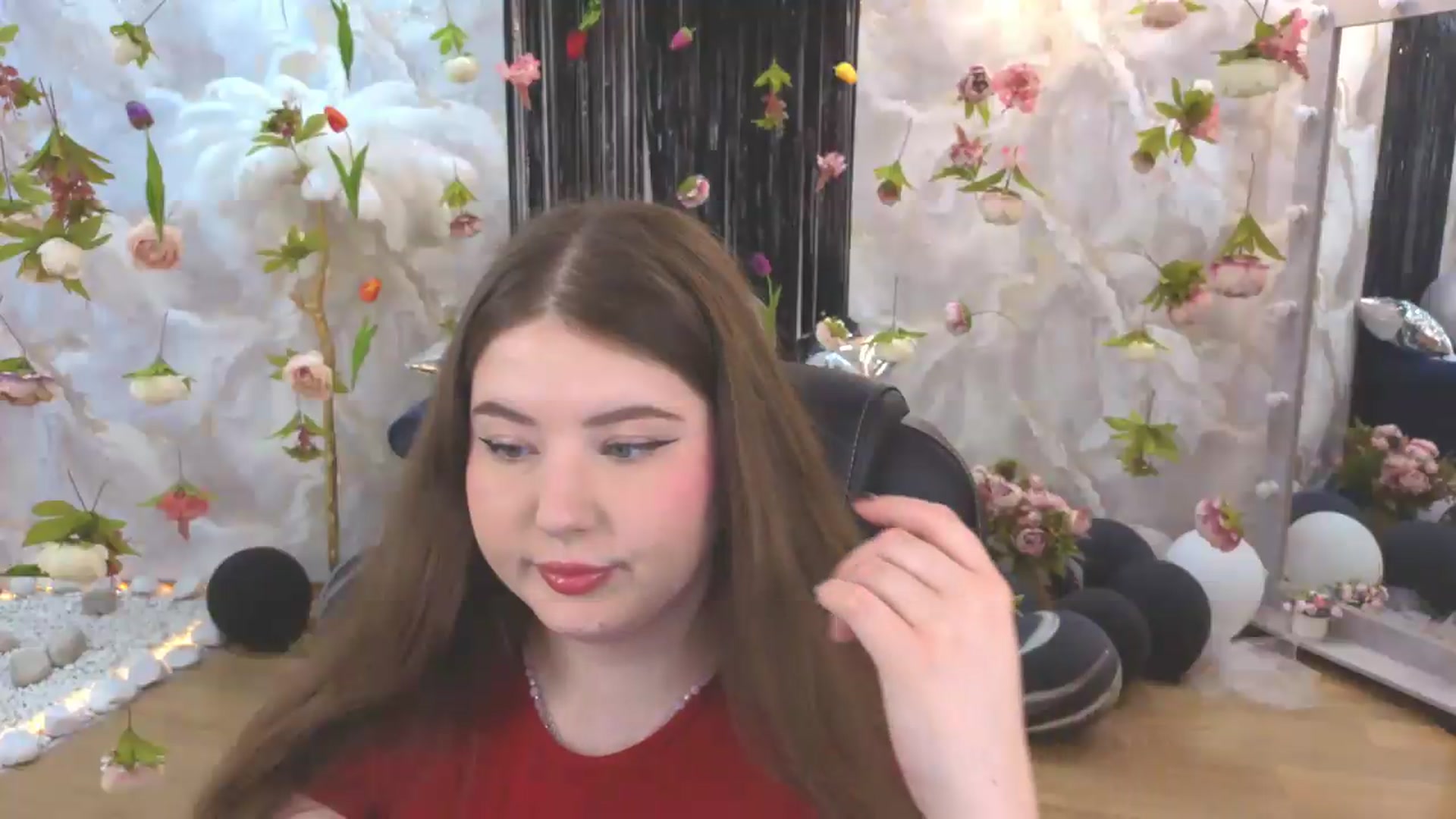 Gallery image thumbnail from EnigmaVeil's myfreecams stream on, 07/15/2026, 23:46 image 5 of 20