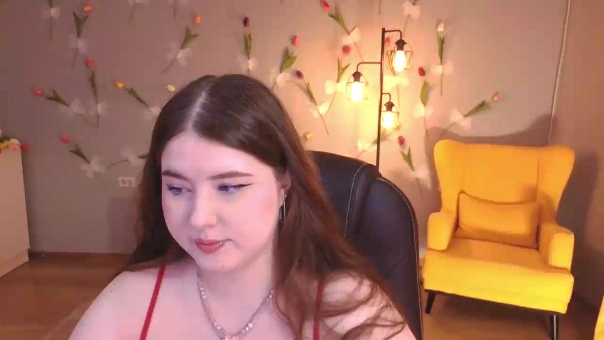 Gallery image thumbnail from EnigmaVeil's myfreecams stream on, 07/17/2026, 19:33 image 1 of 20