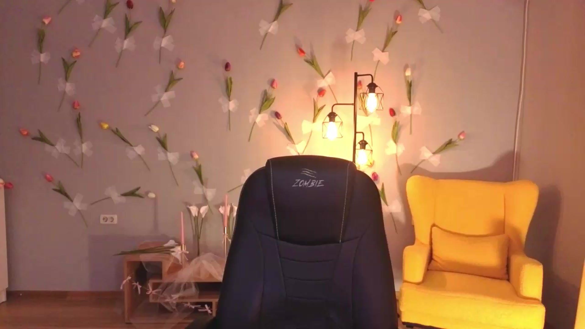 Gallery image thumbnail from EnigmaVeil's myfreecams stream on, 07/17/2026, 21:37 image 6 of 20