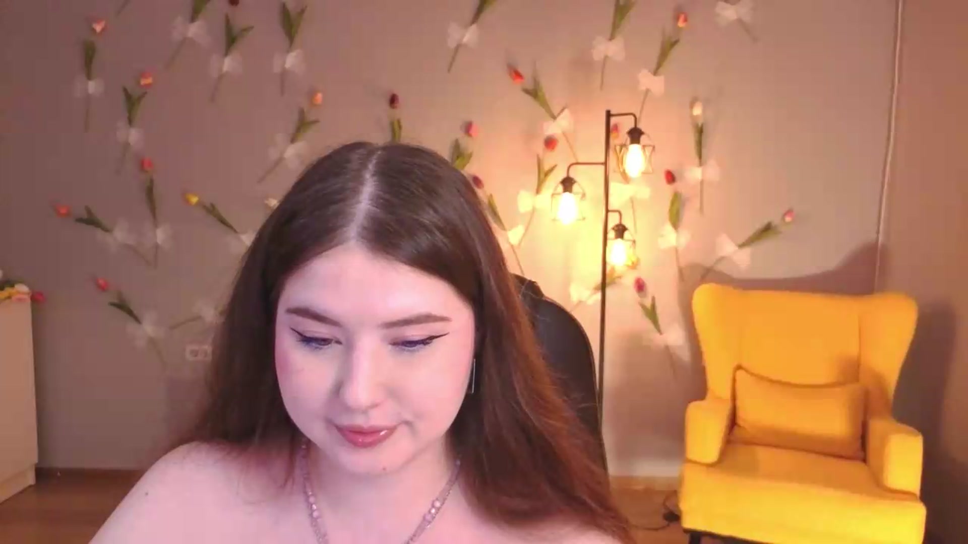 Gallery image thumbnail from EnigmaVeil's myfreecams stream on, 07/17/2026, 21:37 image 13 of 20