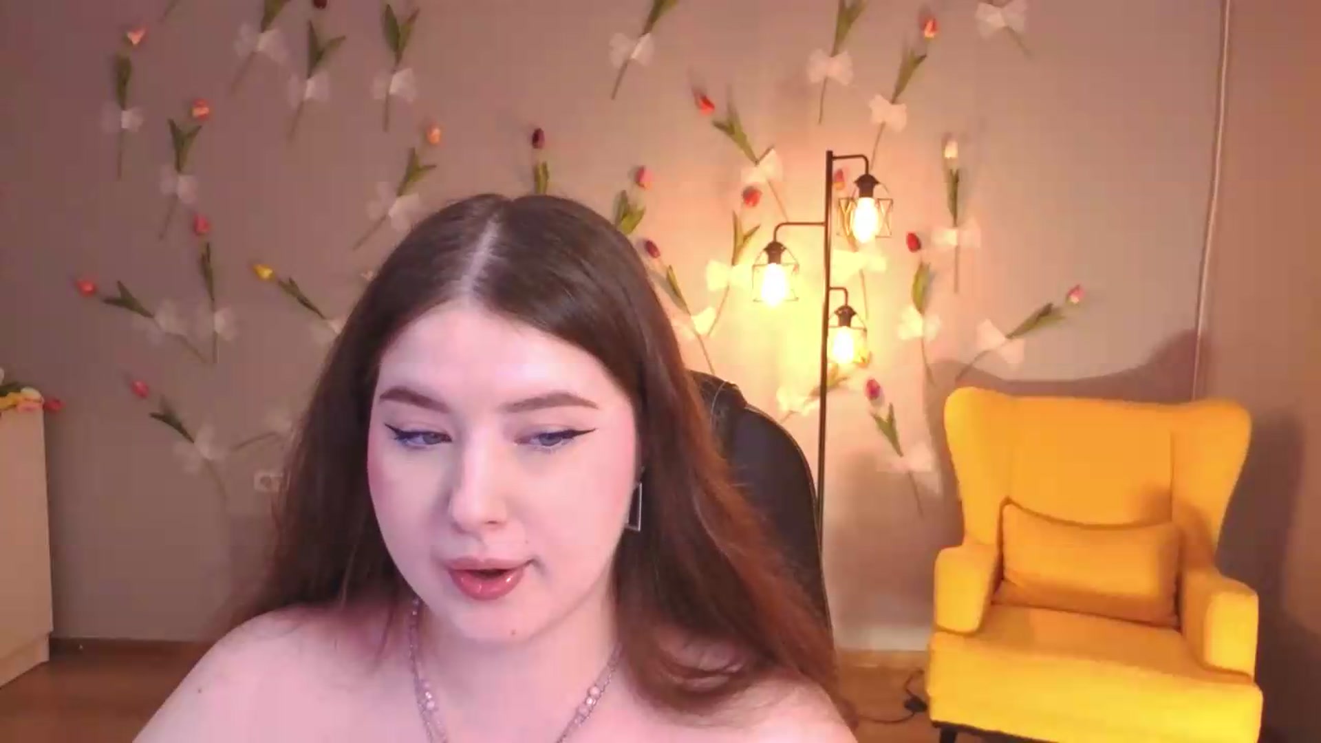 Gallery image thumbnail from EnigmaVeil's myfreecams stream on, 07/17/2026, 21:37 image 15 of 20