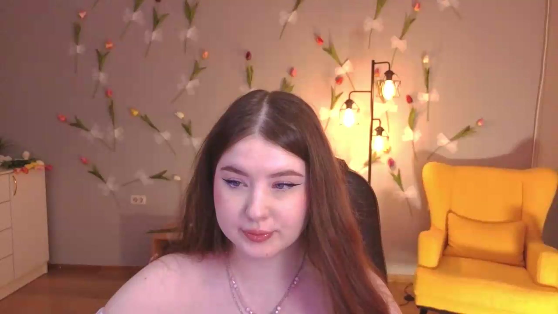 Gallery image thumbnail from EnigmaVeil's myfreecams stream on, 07/17/2026, 23:00 image 16 of 20